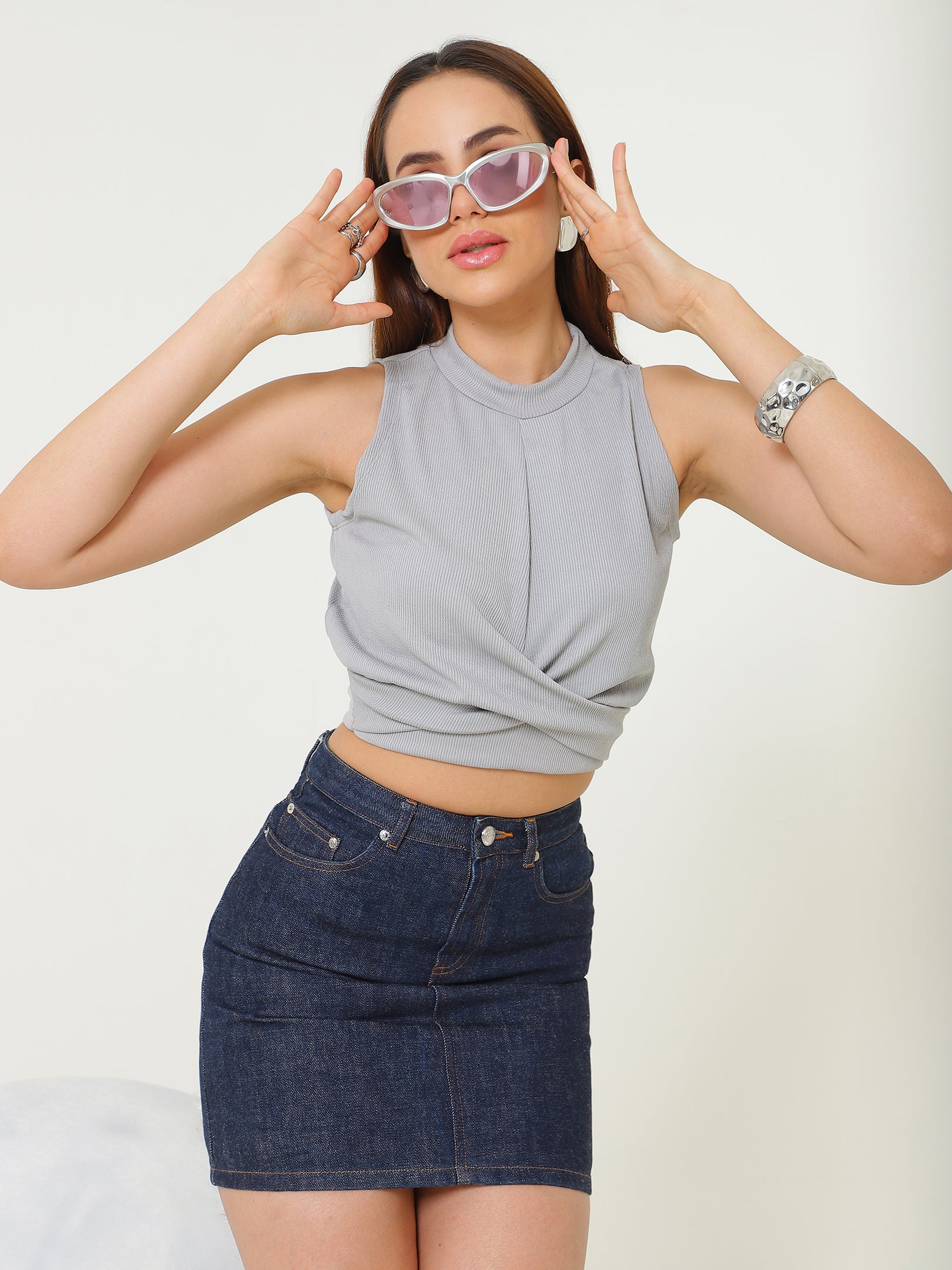 Grey Knot Detail Top Sanaita