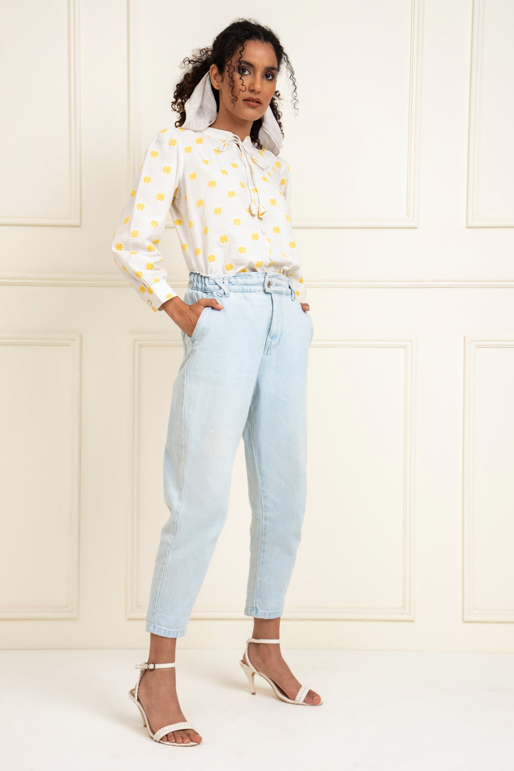 Yellow Floral Dobby Buttoned Blouse Sanaita