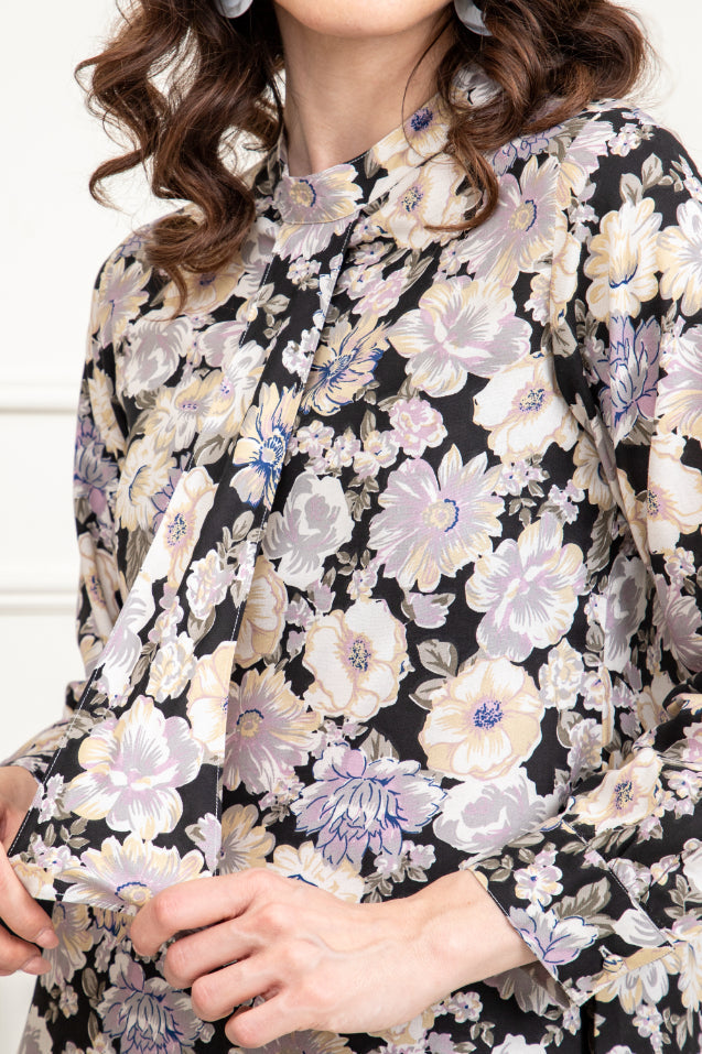 Floral Print Neck Tie Style Top Sanaita