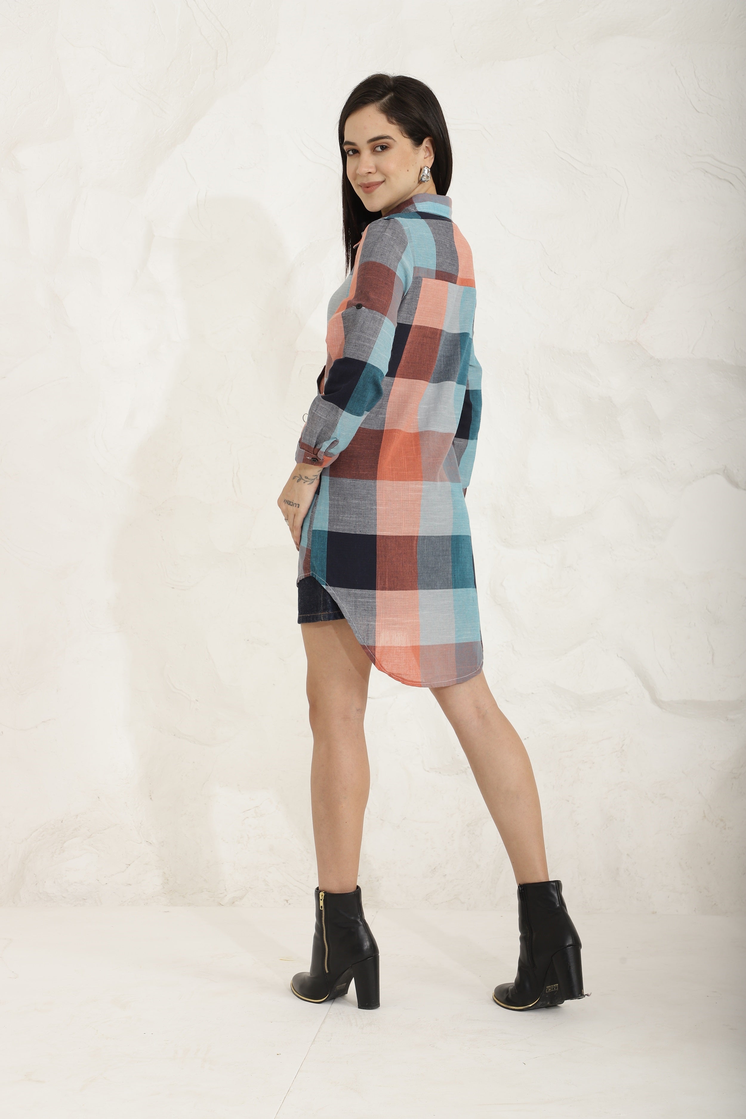 Trendy Plaids - Multicolour Sanaita