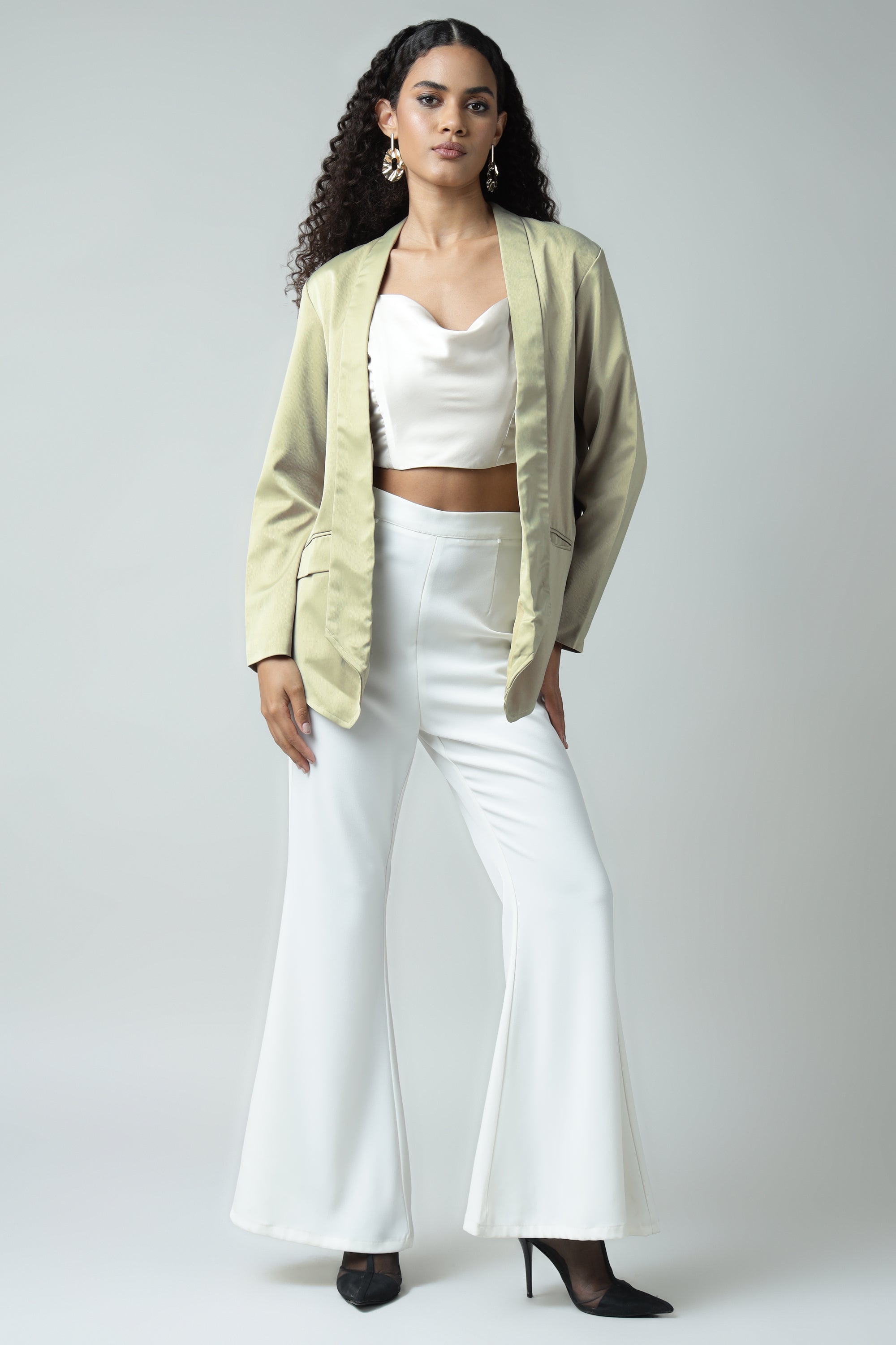 Minimalist Overwrap Sanaita