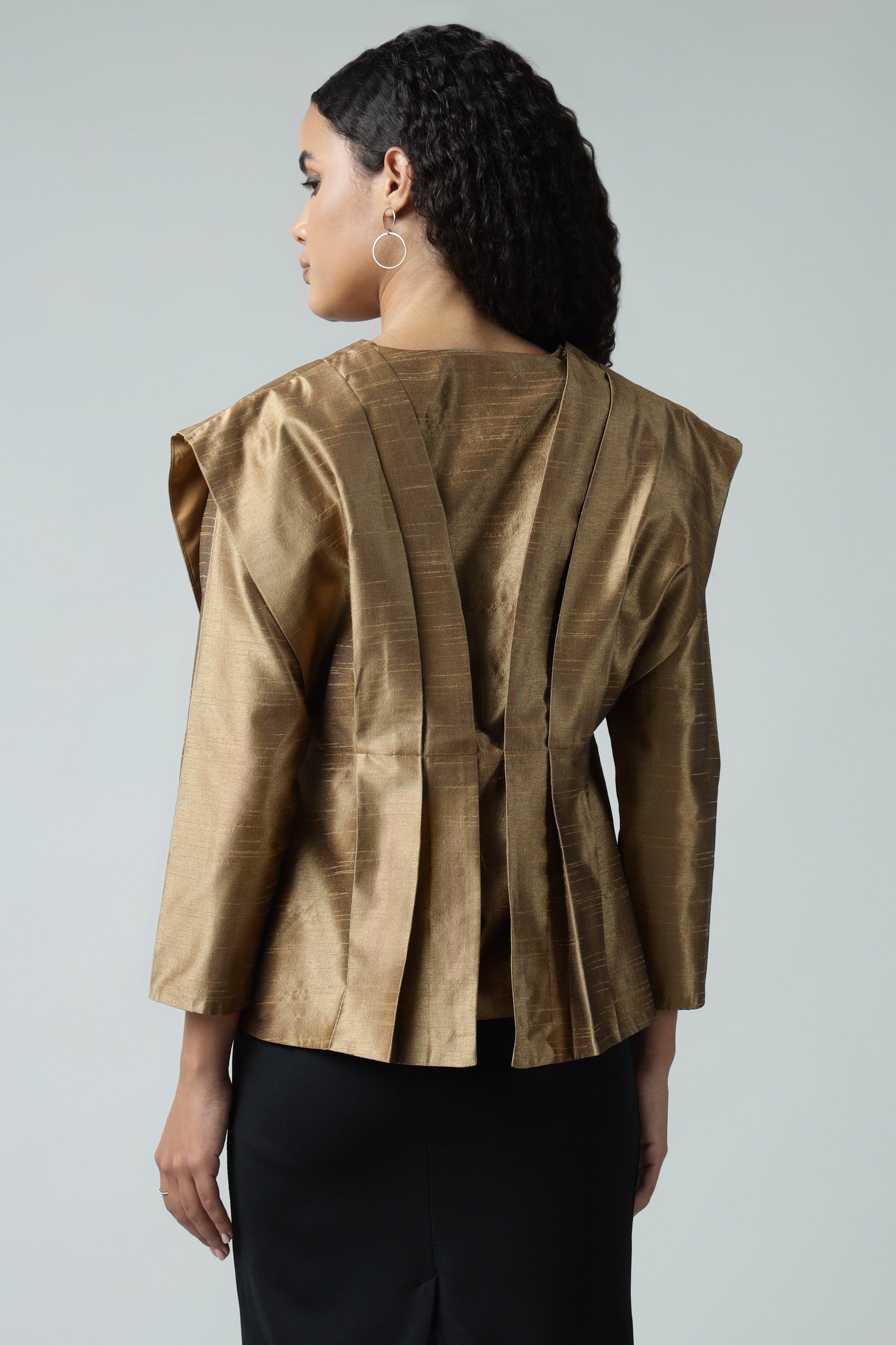 Trendy Silk Jacket Sanaita