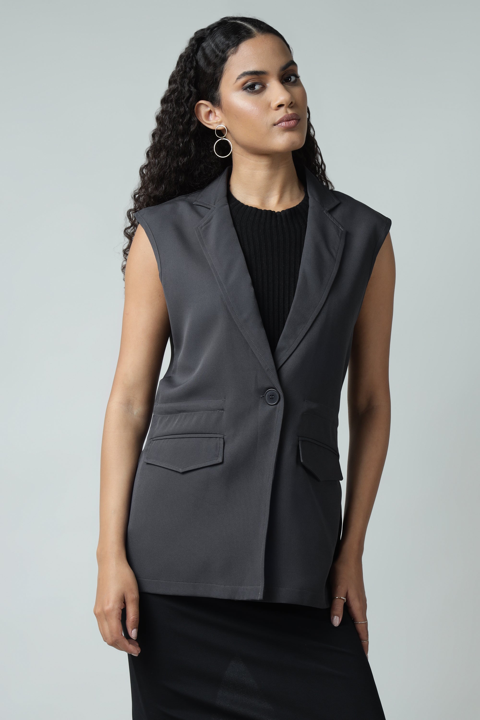 Charcoal Grey Parachute Vest Sanaita