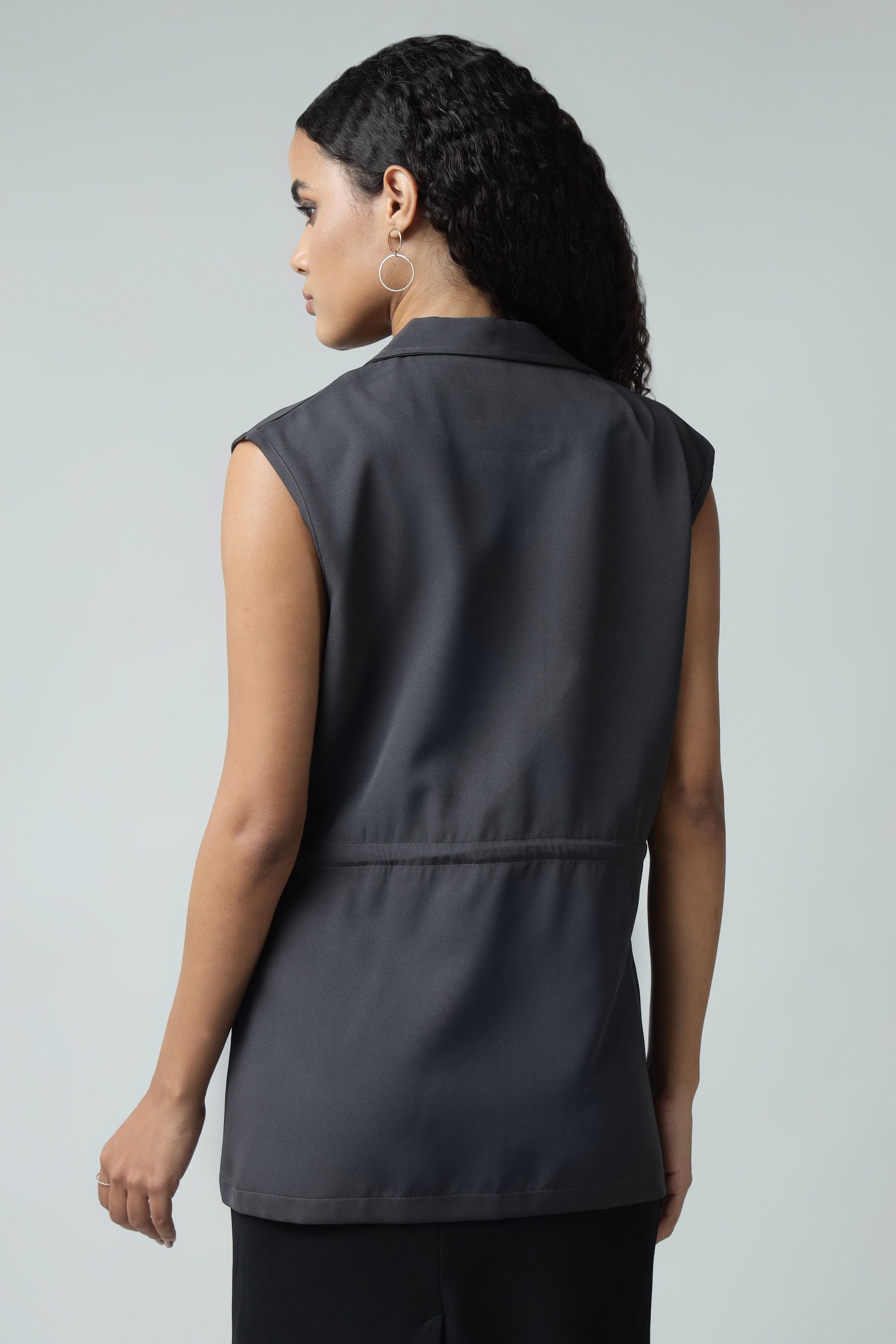 Charcoal Grey Parachute Vest Sanaita