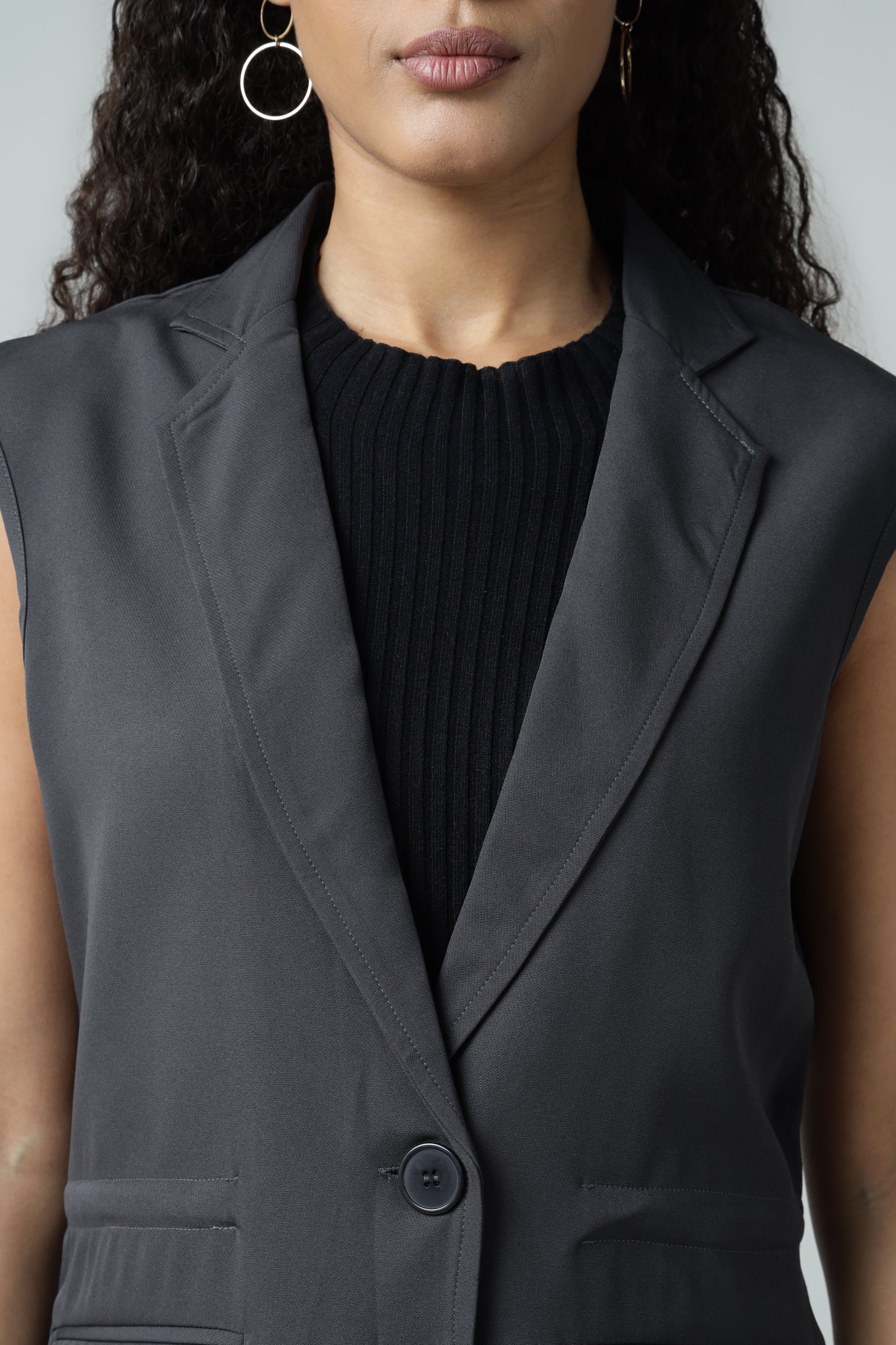 Charcoal Grey Parachute Vest Sanaita