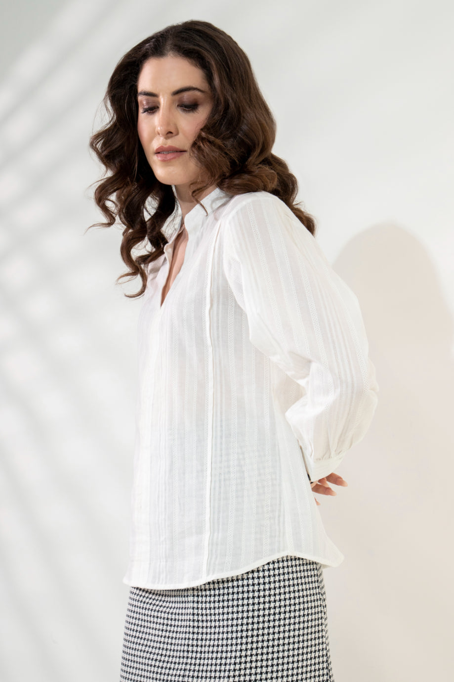Delicate Dobby Striped Buttoned Blouse Sanaita