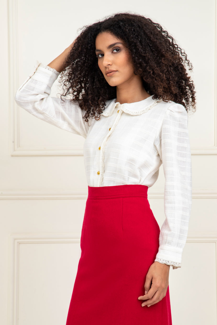 Scallop Collar and Placket Blouse Sanaita