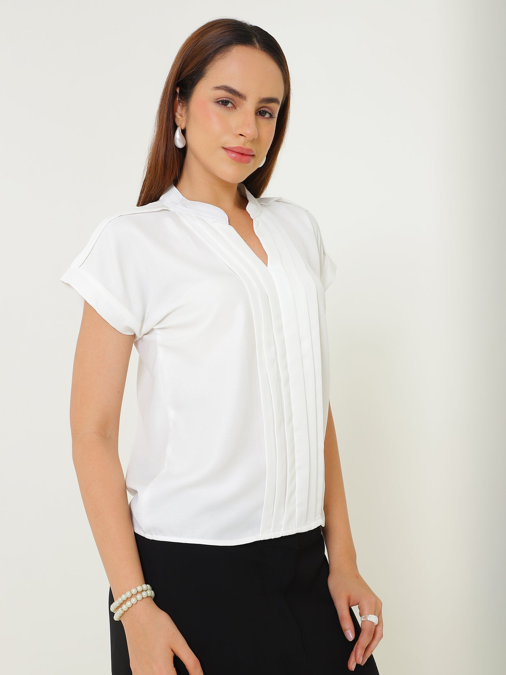 White Pleated Blouse Sanaita