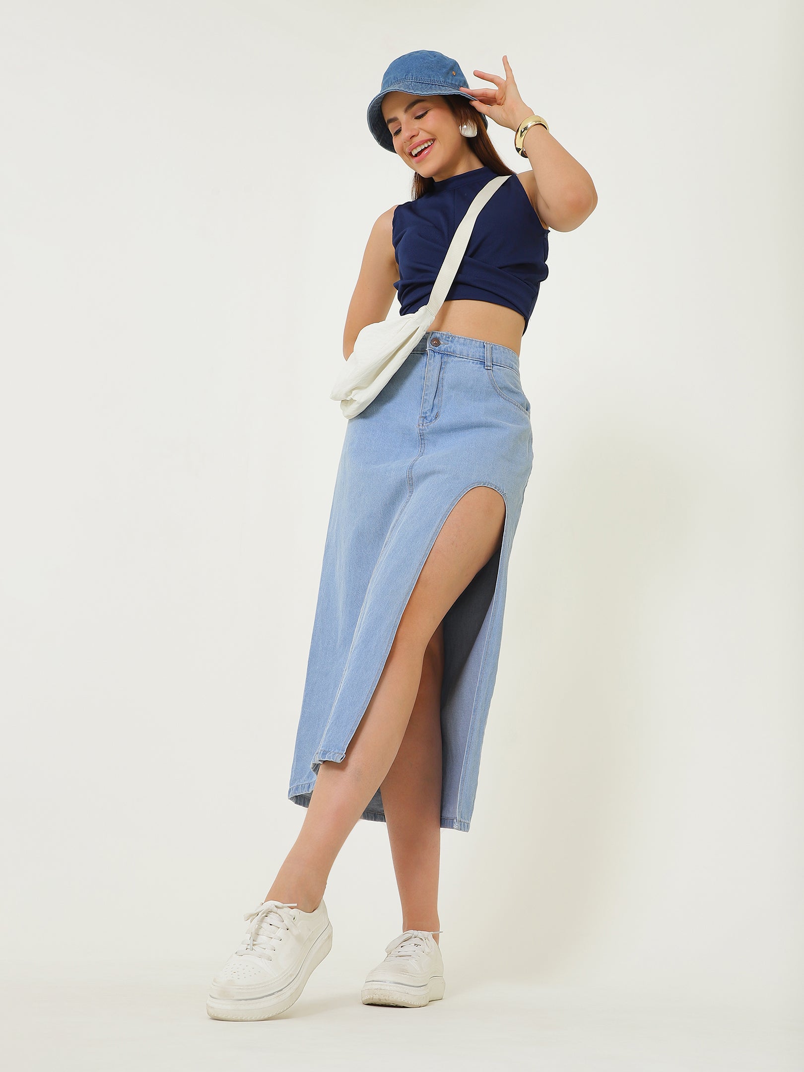 Navy Knot Detail Top Sanaita