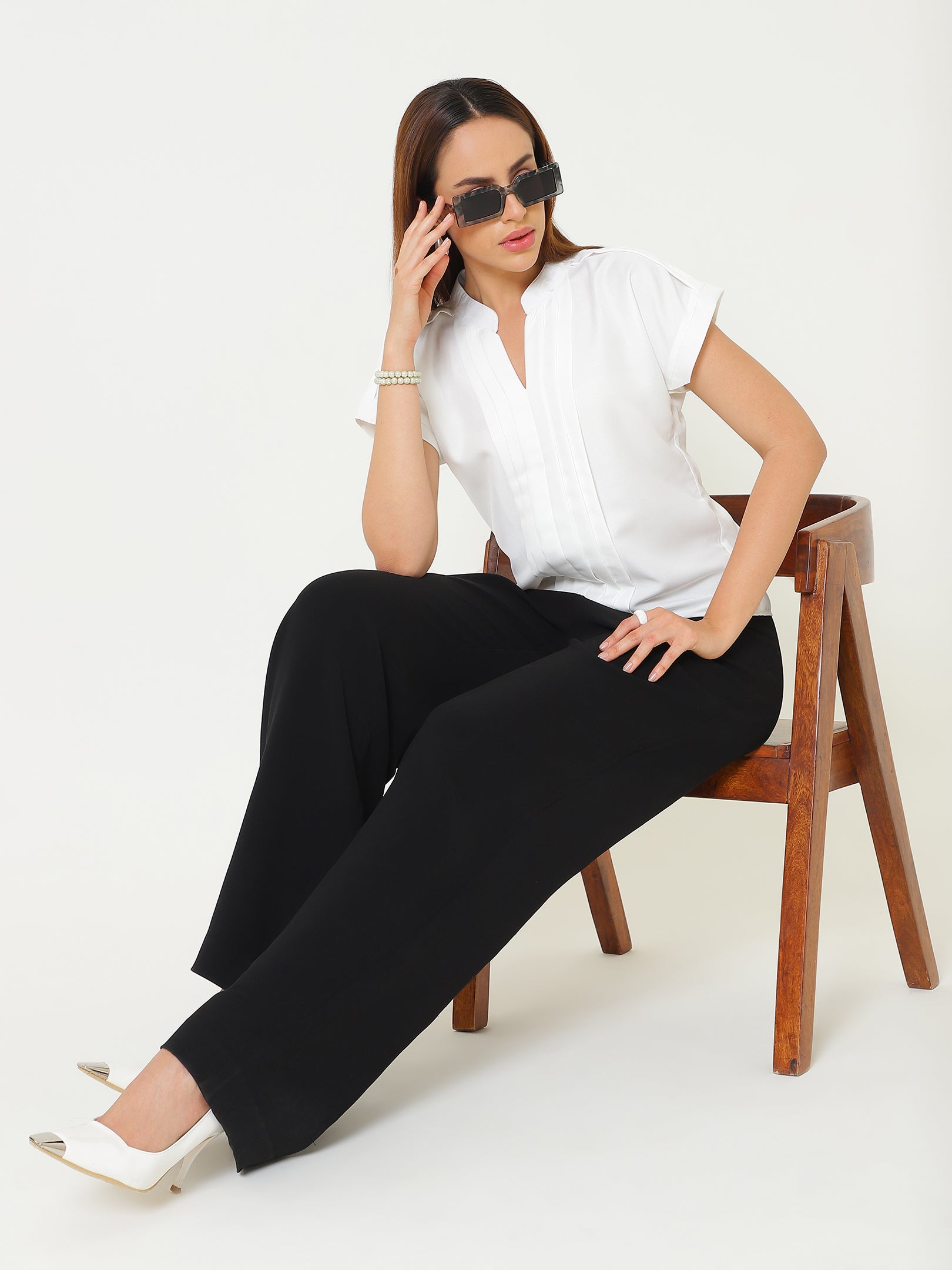 White Pleated Blouse Sanaita