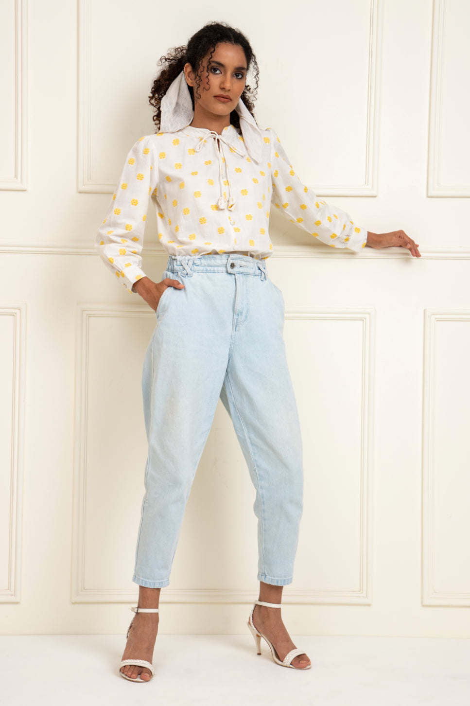 Yellow Floral Dobby Buttoned Blouse Sanaita