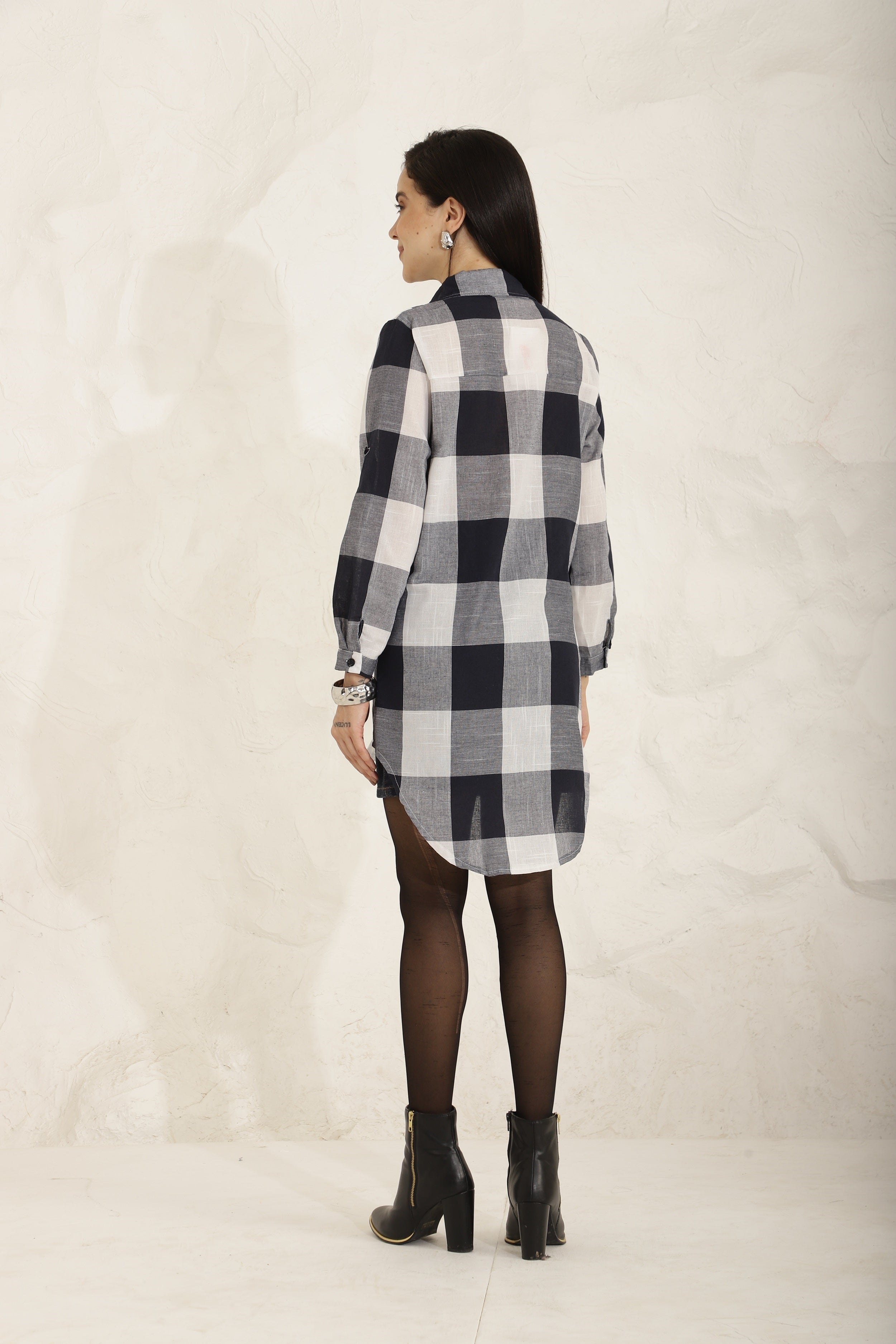 Trendy Plaids Sanaita