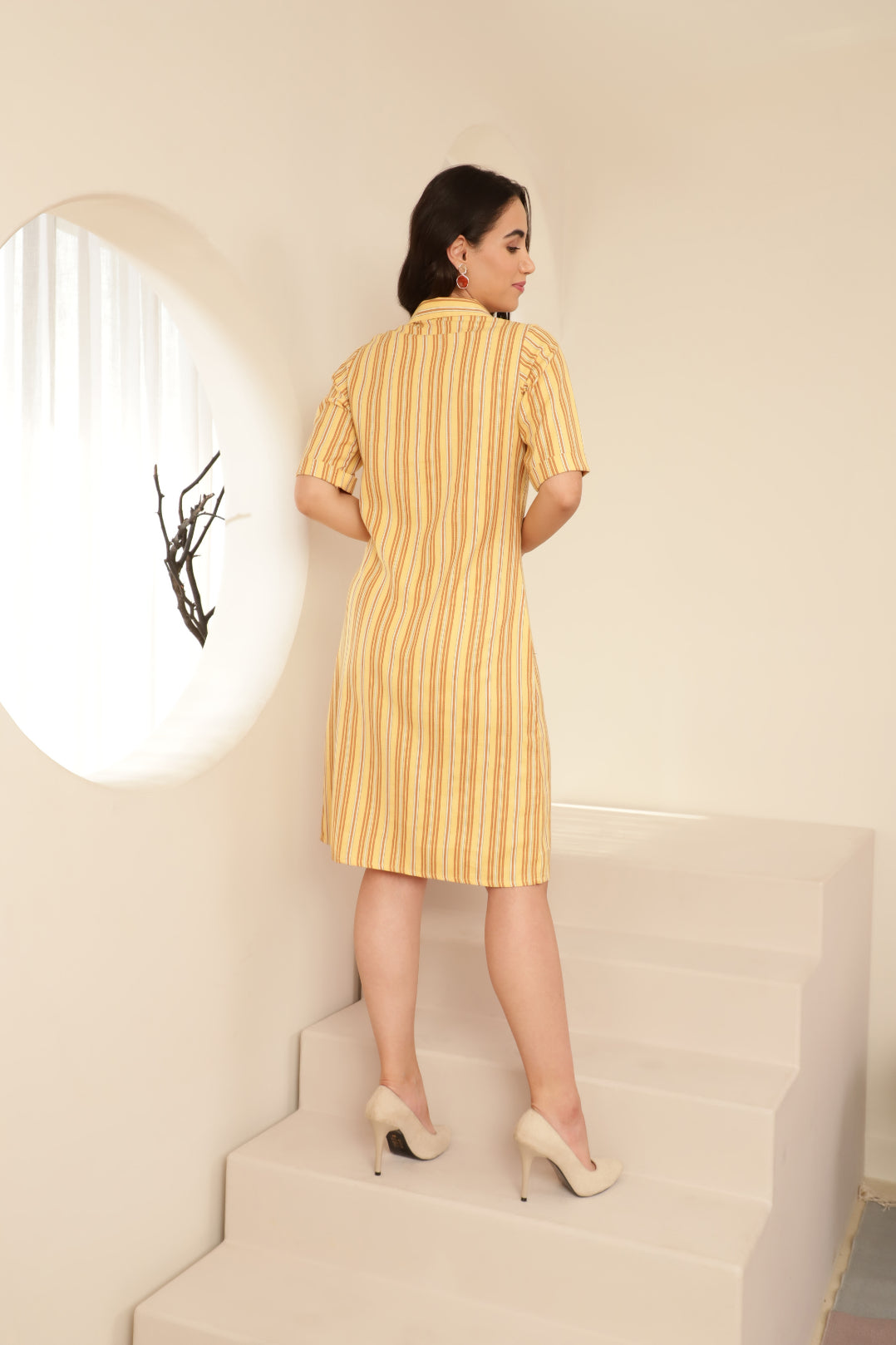 Short dress yellow